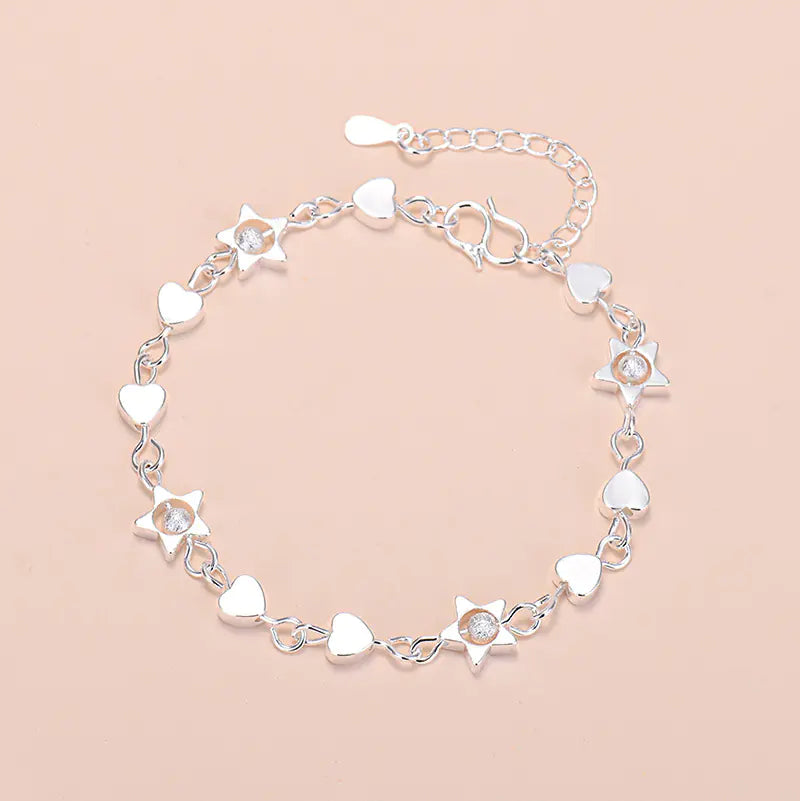 Chic Geometric Heart Bracelet