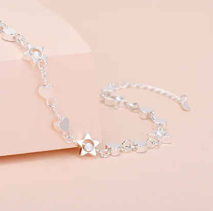 Chic Geometric Heart Bracelet