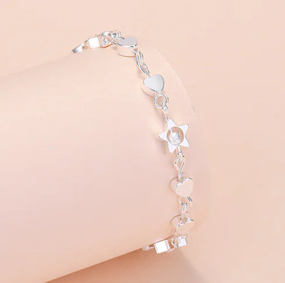 Chic Geometric Heart Bracelet